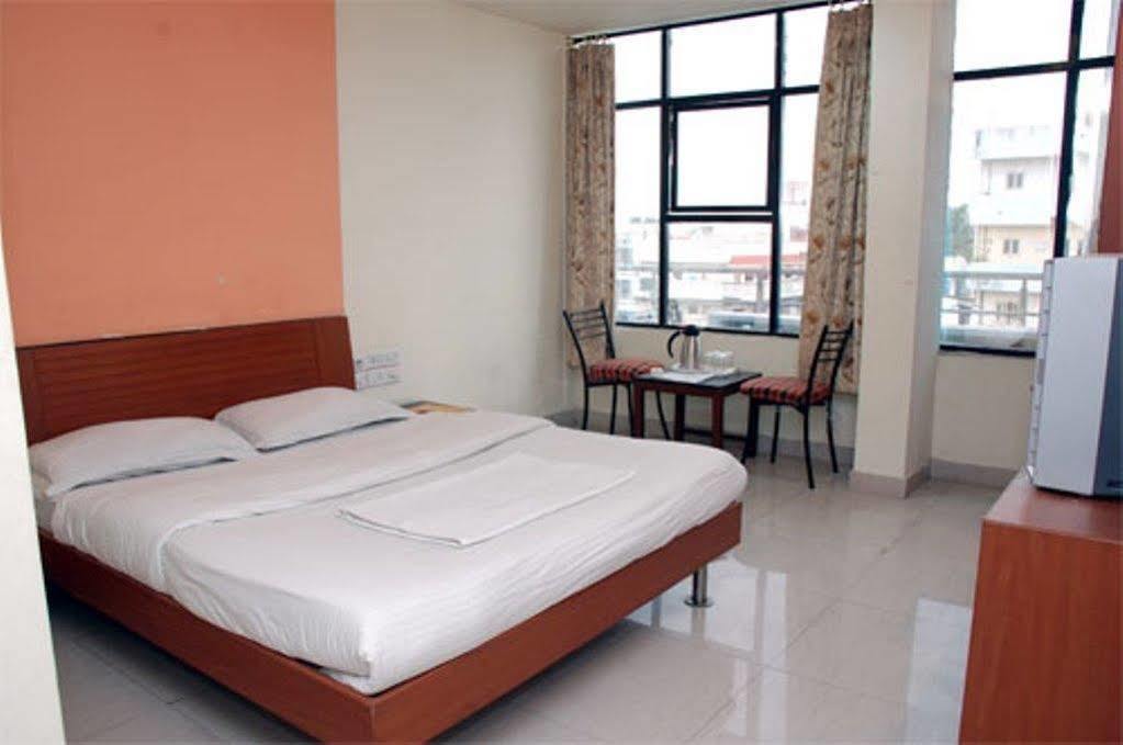 Hotel Imperial Classic Hyderabad Exterior photo